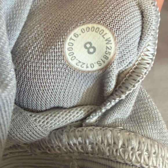 Women's Gray and Pink Lululemon Energy Bra size 8 - Picture 7 of 7